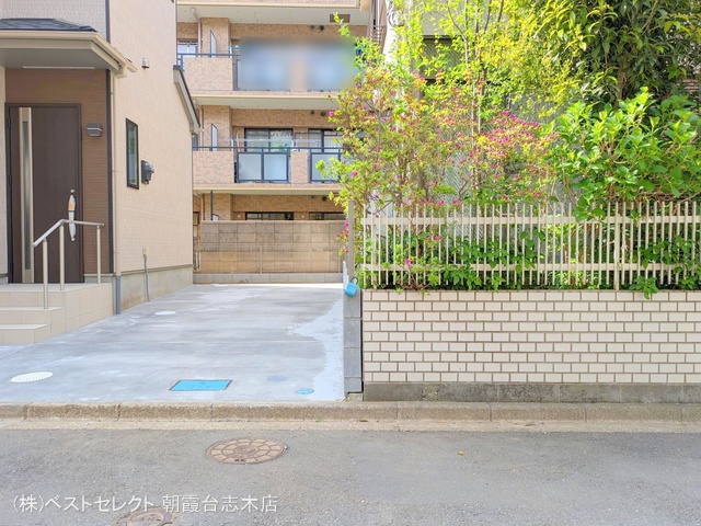 埼玉県新座市大和田１丁目の新築戸建て完成写真 2025年4月16日撮影