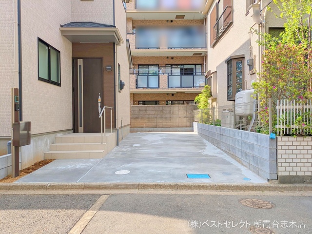 埼玉県新座市大和田１丁目の新築戸建て完成写真 2025年4月16日撮影