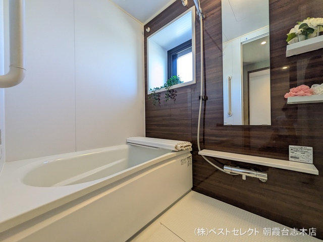 埼玉県新座市新堀３丁目のマンション『ヴィルヌーブ清瀬』お風呂写真 2025年9月1日撮影