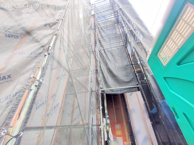 埼玉県志木市幸町2丁目の新築戸建てシート写真 2025年7月6日撮影