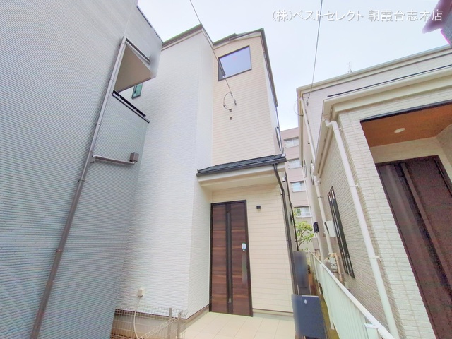 埼玉県志木市幸町2丁目の新築戸建て完成写真 2025年9月18日撮影