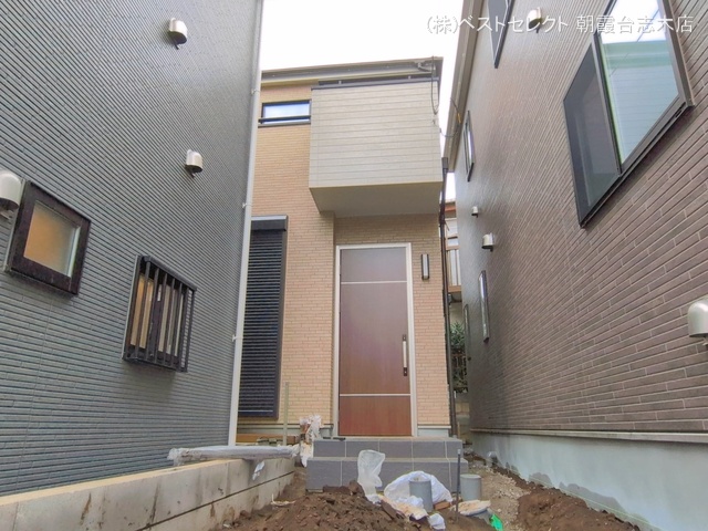 埼玉県和光市白子３丁目の新築戸建て外構写真 2026年3月31日撮影