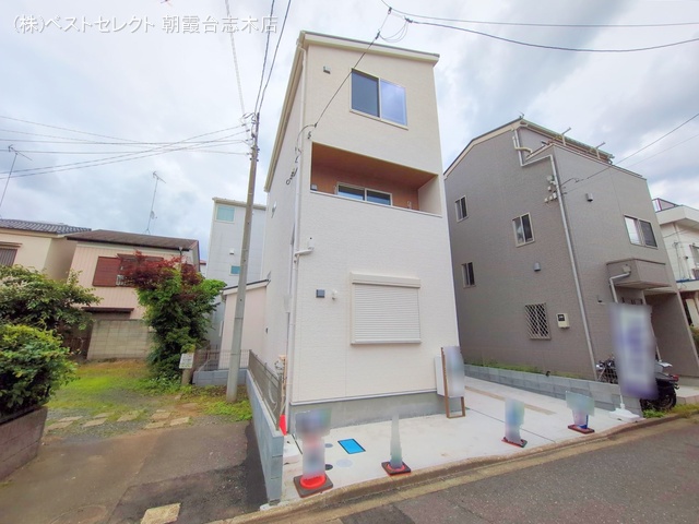 埼玉県朝霞市三原2丁目の新築戸建て完成写真 2025年5月26日撮影