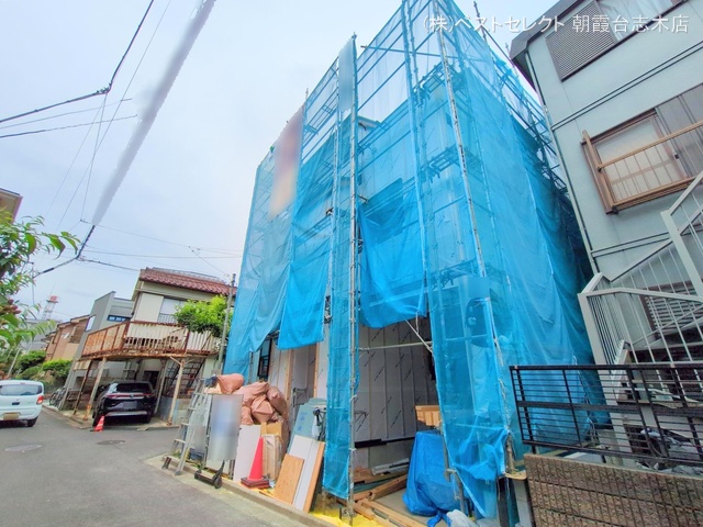 埼玉県志木市柏町6丁目の新築戸建てシート写真 2025年5月26日撮影