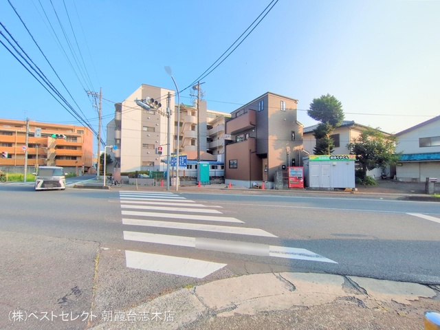埼玉県志木市柏町５丁目の新築戸建て外構写真 2025年7月8日撮影