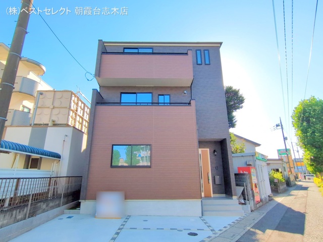 埼玉県志木市柏町５丁目の新築戸建て完成写真 2025年7月29日撮影
