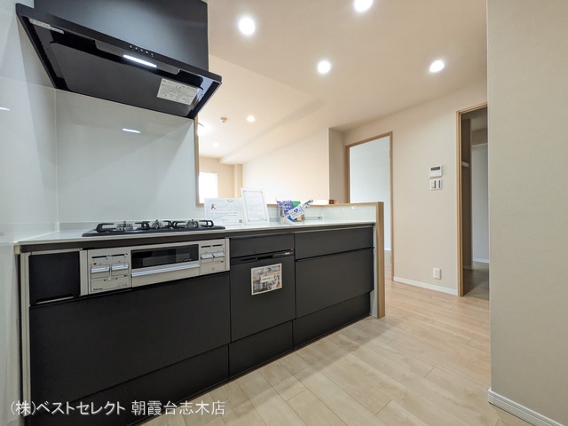 埼玉県和光市下新倉4丁目のマンション『クリオ西高島平参番館』キッチン写真 2025年9月15日撮影