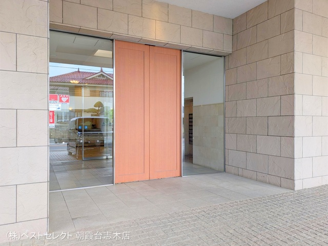 埼玉県和光市下新倉4丁目のマンション『クリオ西高島平参番館』外観写真 2025年4月23日撮影