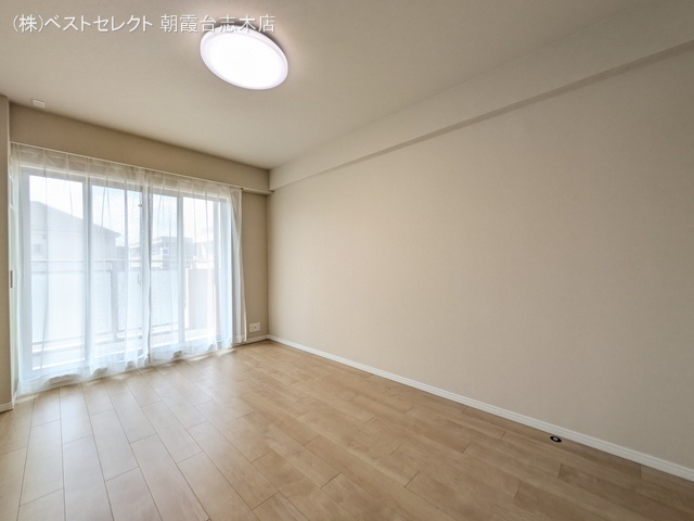 埼玉県和光市下新倉4丁目のマンション『クリオ西高島平参番館』居室メイン写真 2025年9月15日撮影