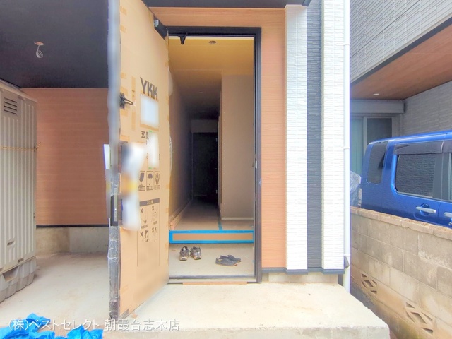 埼玉県志木市本町2丁目の新築戸建て外構写真 2025年7月16日撮影