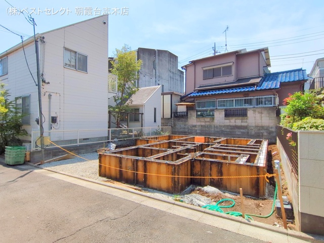 埼玉県朝霞市宮戸2丁目の新築戸建て基礎写真 2025年6月5日撮影