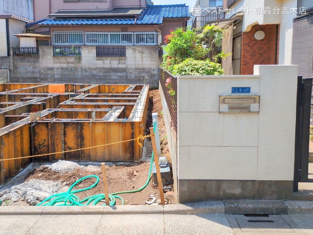 埼玉県朝霞市宮戸2丁目の新築戸建て基礎写真 2025年6月5日撮影