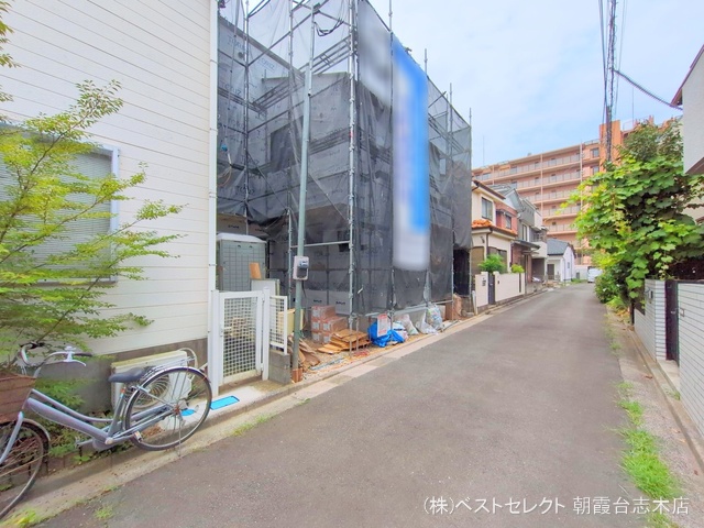埼玉県朝霞市宮戸2丁目の新築戸建てシート写真 2025年7月6日撮影