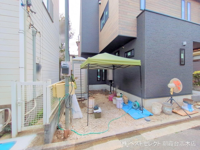 埼玉県朝霞市宮戸2丁目の新築戸建て外構写真 2025年8月21日撮影