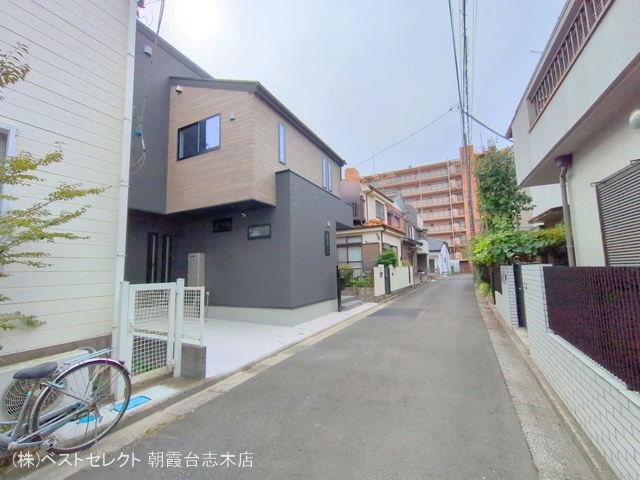 埼玉県朝霞市宮戸2丁目の新築戸建て完成写真 2025年10月2日撮影