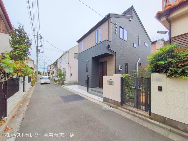 埼玉県朝霞市宮戸2丁目の新築戸建て完成写真 2025年10月2日撮影