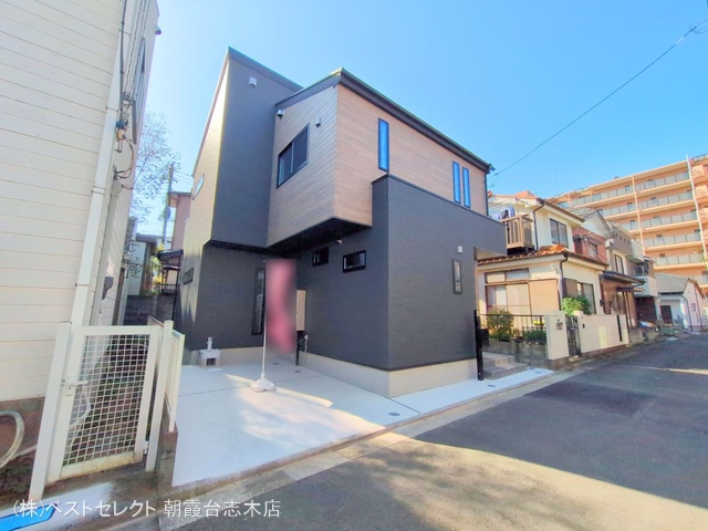 埼玉県朝霞市宮戸２丁目の新築戸建て完成写真 2025年11月6日撮影
