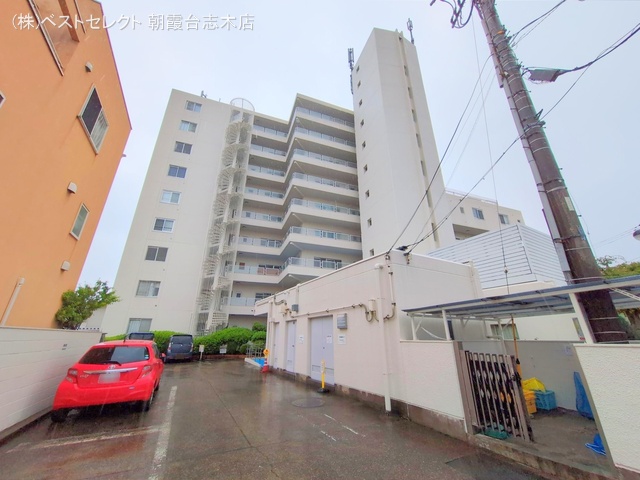 埼玉県新座市大和田5丁目のマンション『志木パストラルマンション』外観写真 2025年6月10日撮影