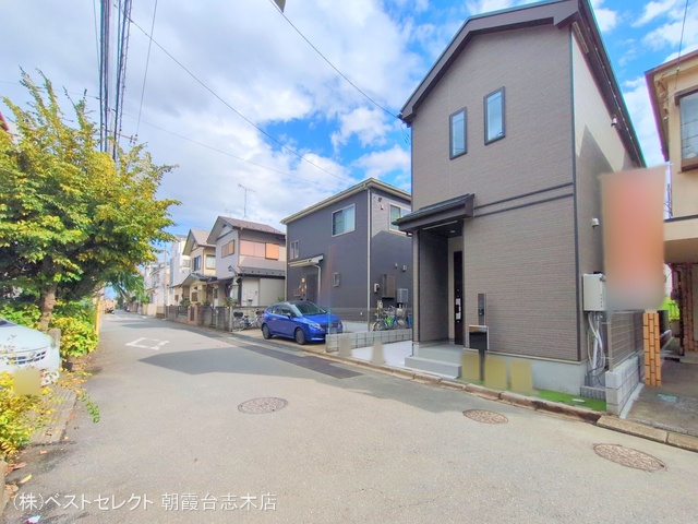 埼玉県新座市野寺２丁目の新築戸建て完成写真 2025年10月26日撮影