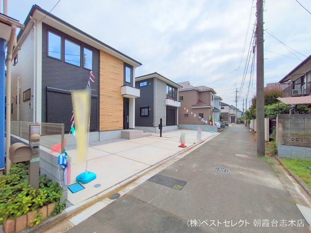 埼玉県新座市西堀２丁目の新築戸建て完成写真 2025年8月6日撮影