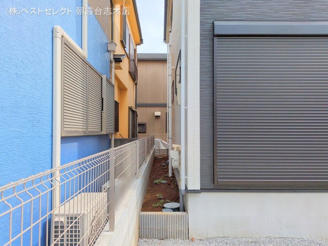 埼玉県新座市西堀２丁目の新築戸建て完成写真 2025年8月6日撮影