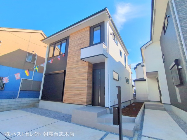 埼玉県新座市西堀２丁目の新築戸建て完成写真 2025年11月3日撮影