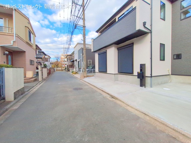 埼玉県和光市南１丁目の新築戸建て完成写真 2025年12月8日撮影