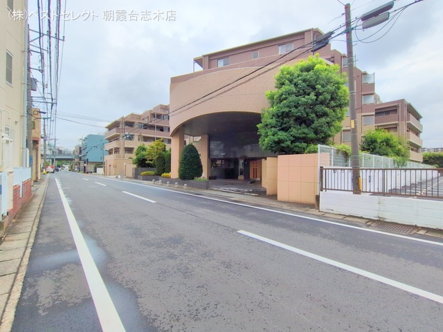 埼玉県朝霞市三原1丁目のマンション『ベルポート朝霞台参番館』外観写真 2025年9月3日撮影