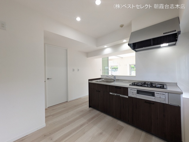 埼玉県和光市白子3丁目のマンション『西高島平スカイハイツ』キッチン写真 2025年9月29日撮影