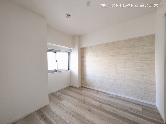 埼玉県和光市白子3丁目のマンション『西高島平スカイハイツ』居室サブ写真 2025年9月29日撮影
