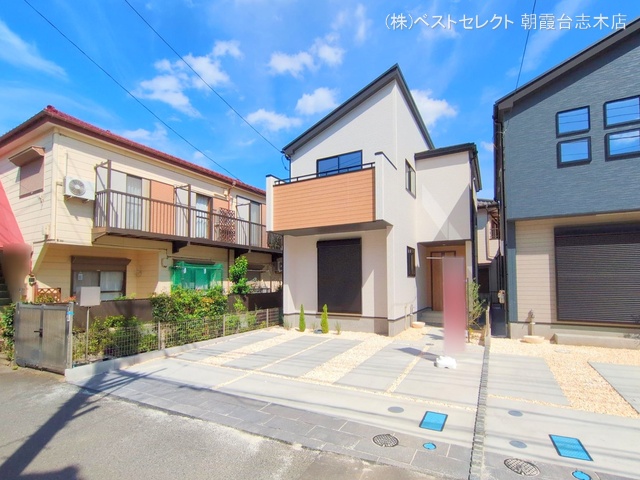 埼玉県志木市柏町３丁目-新築戸建ての完成写真