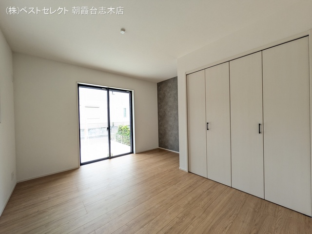 埼玉県志木市柏町3丁目の新築戸建て居室メイン写真 2025年10月2日撮影