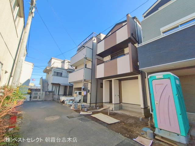 埼玉県和光市諏訪の新築戸建て外構写真 2026年1月29日撮影