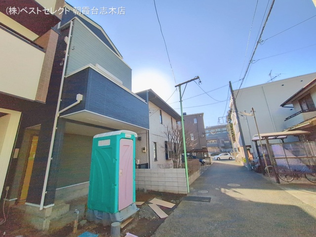 埼玉県和光市諏訪の新築戸建て外構写真 2026年1月29日撮影