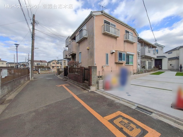 埼玉県新座市栗原１丁目の新築戸建て完成写真 2026年1月20日撮影