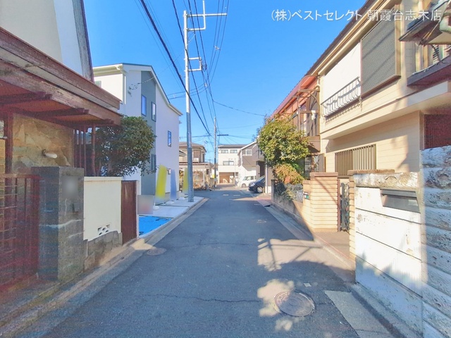 埼玉県新座市新堀１丁目の新築戸建て完成写真 2026年2月3日撮影