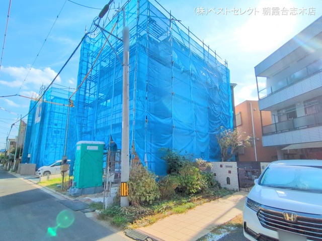 埼玉県志木市本町３丁目の新築戸建てシート写真 2025年9月25日撮影