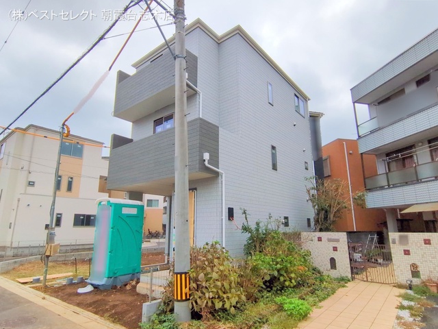 埼玉県志木市本町３丁目の新築戸建て外構写真 2025年10月14日撮影