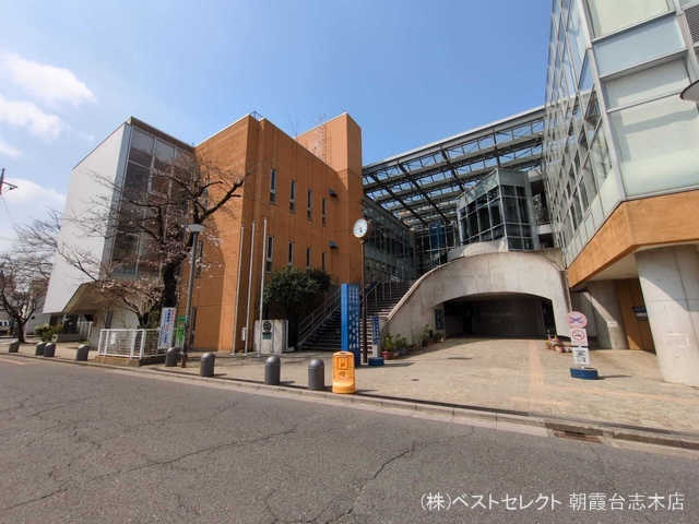 志木市立志木小学校　距離240m