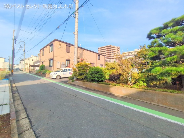 埼玉県和光市白子３丁目の新築戸建て基礎写真 2025年10月1日撮影