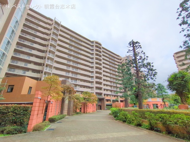 埼玉県志木市幸町３丁目のマンション『シーズウィッシュ志木』外観写真 2025年10月6日撮影