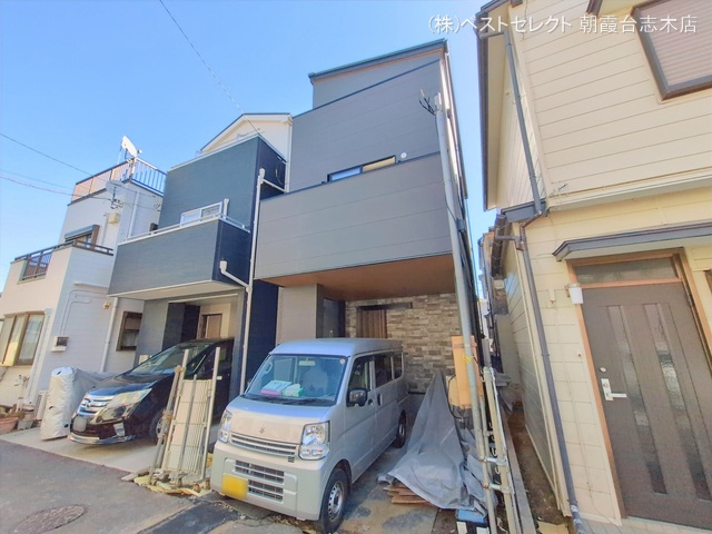 埼玉県新座市東３丁目の新築戸建て外構写真 2026年2月18日撮影