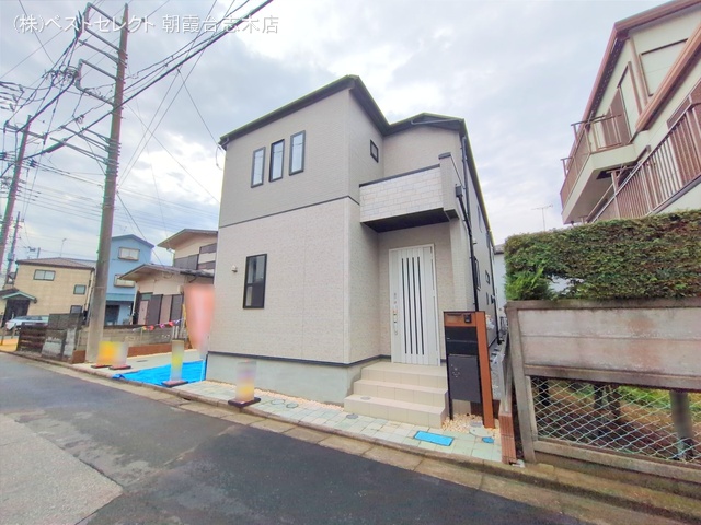 埼玉県志木市柏町２丁目の新築戸建て外構写真 2025年12月24日撮影