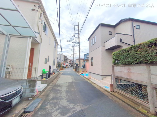 埼玉県志木市柏町２丁目の新築戸建て外構写真 2025年12月24日撮影