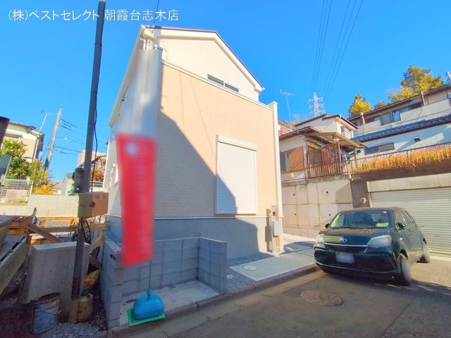 埼玉県朝霞市膝折町５丁目の新築戸建て完成写真 2025年11月16日撮影