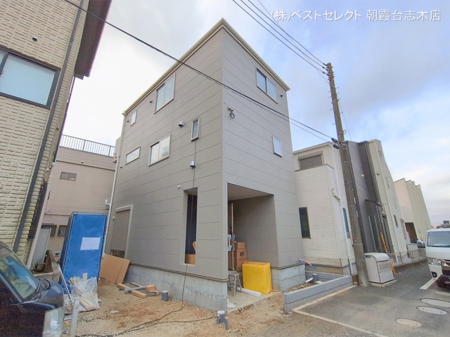 埼玉県朝霞市岡１丁目の新築戸建て外構写真 2026年2月23日撮影
