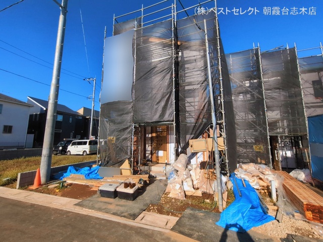 埼玉県朝霞市膝折町３丁目の新築戸建てシート写真 2026年3月4日撮影