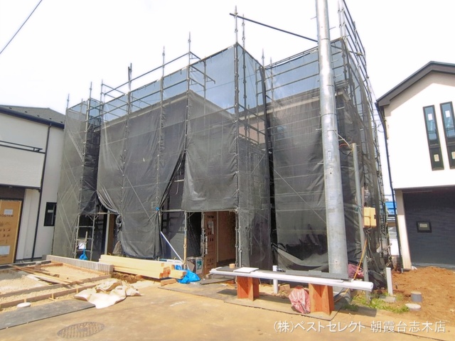 埼玉県朝霞市膝折町３丁目の新築戸建てシート写真 2026年4月8日撮影