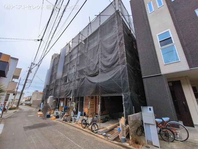 埼玉県朝霞市仲町１丁目の新築戸建てシート写真 2026年3月1日撮影