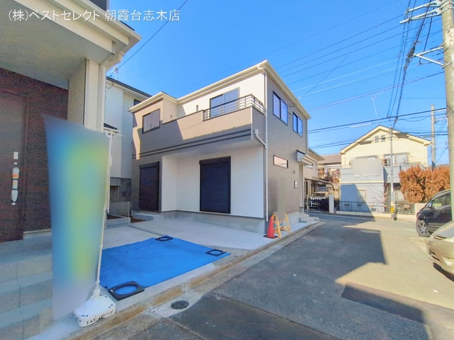 埼玉県新座市栄５丁目の新築戸建て完成写真 2026年1月12日撮影